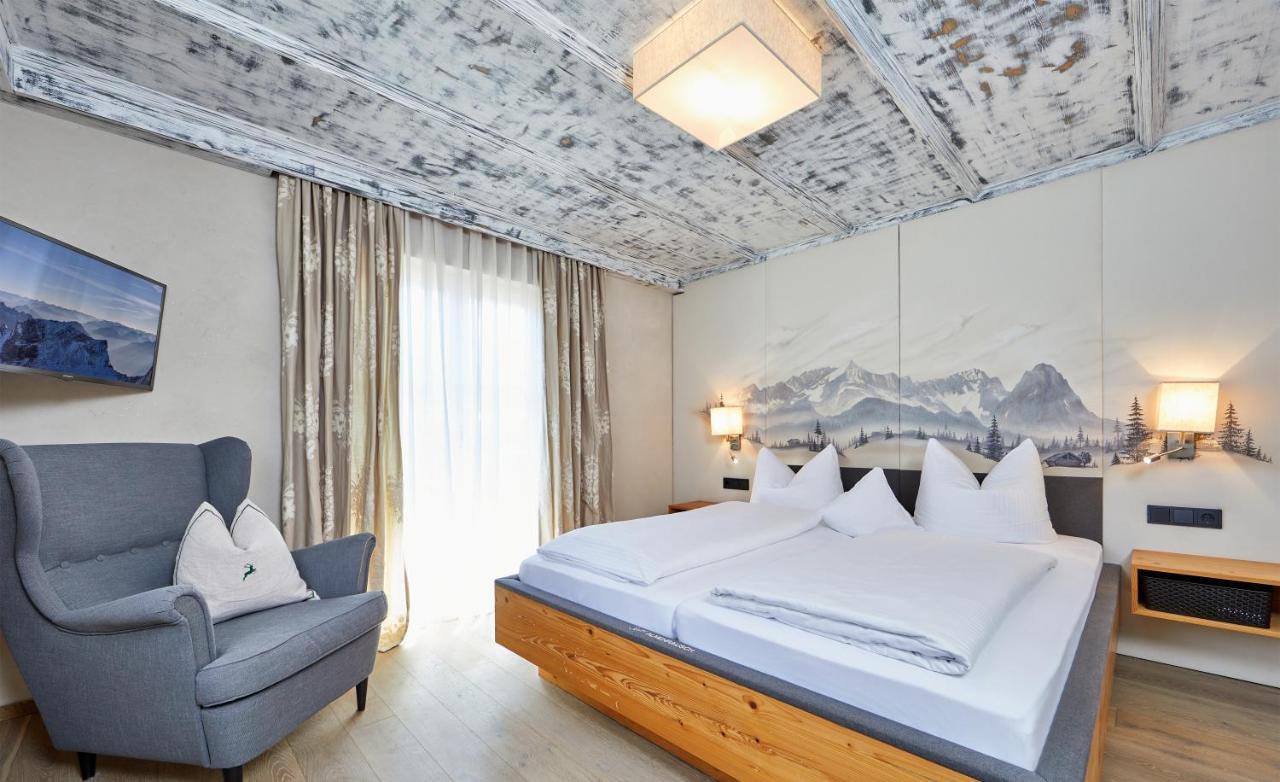Landhotel Zum Bad Krün Esterno foto