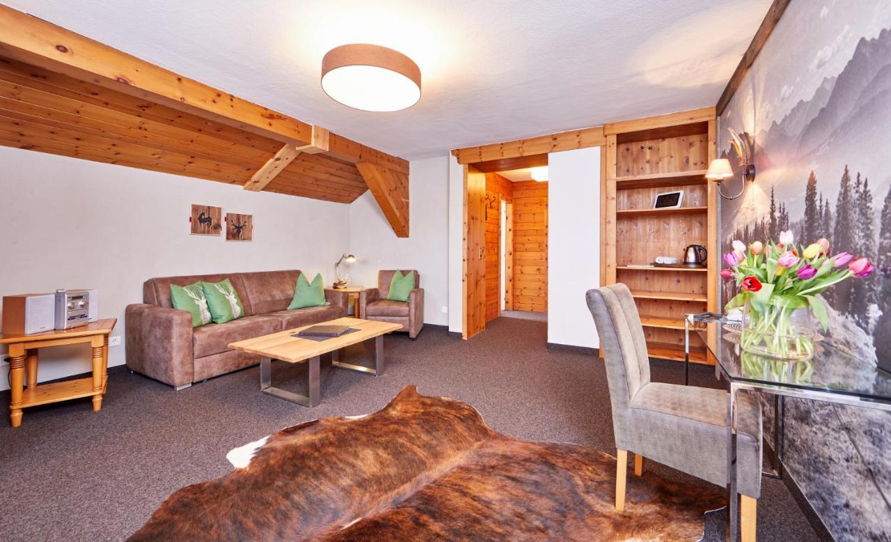 Landhotel Zum Bad Krün Esterno foto