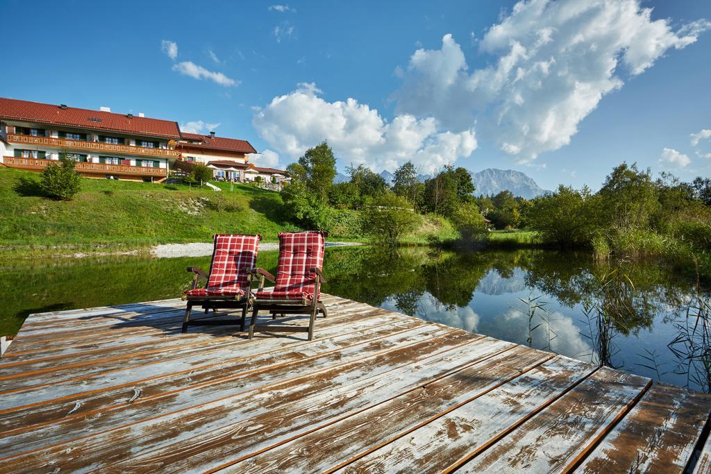 Landhotel Zum Bad Krün Esterno foto